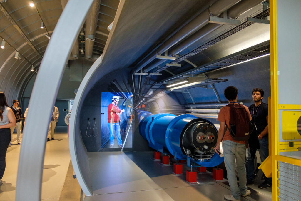 Im Science Gateway: das CERN Interessierten nahegebracht.