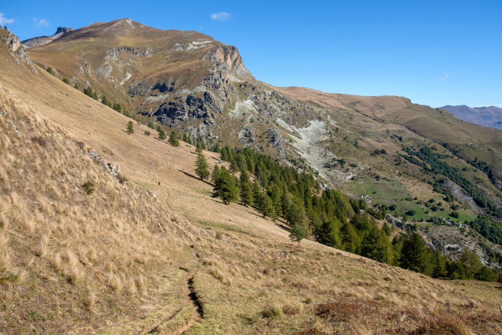 Blick zurück, am Pass Colletto Serasin.