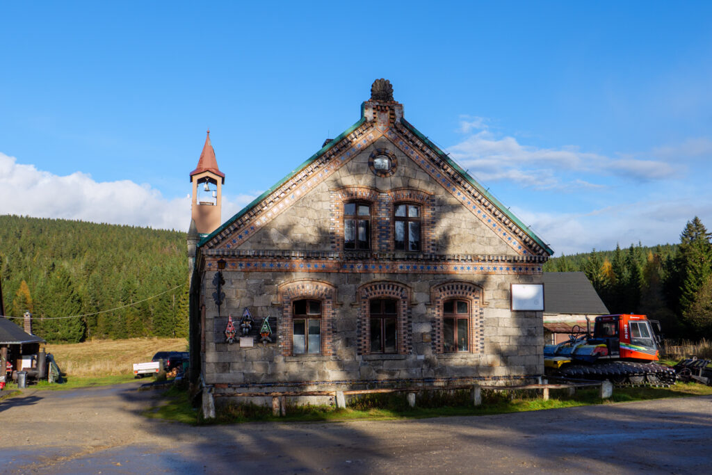 Die Stacja Turystyczna Orle (Adlerbaude).